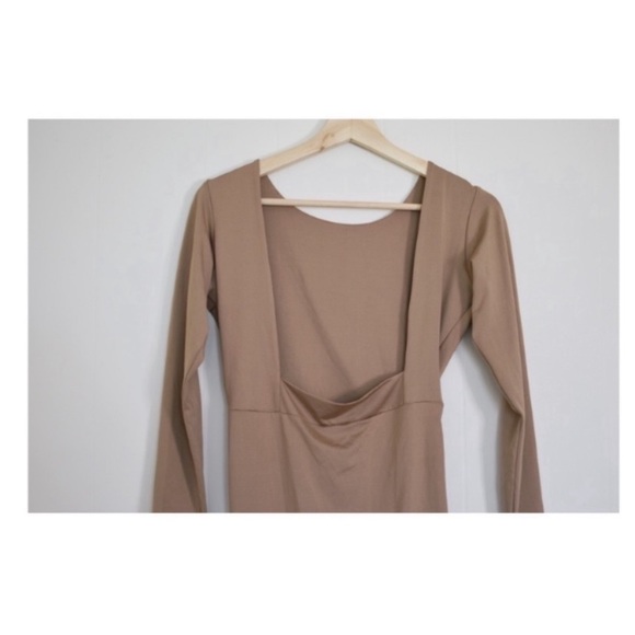 Lioness nude low back maxi dress - Picture 3 of 6